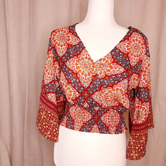 TWINE & STRING Cropped Boho Retro Top with bell Sleeves size Medium - Picture 2 of 11